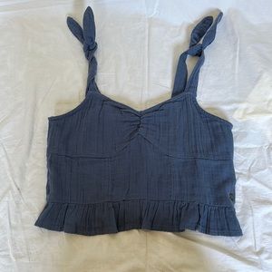 blue crop top, roxy
